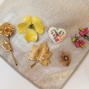 Vintage Retro 70's 80's brooch lot B